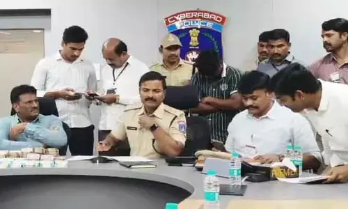 డిజిట‌ల్ అరెస్ట్ పేరుతో మోసాల‌కు పాల్ప‌డిన వ్య‌క్తి అరెస్ట్