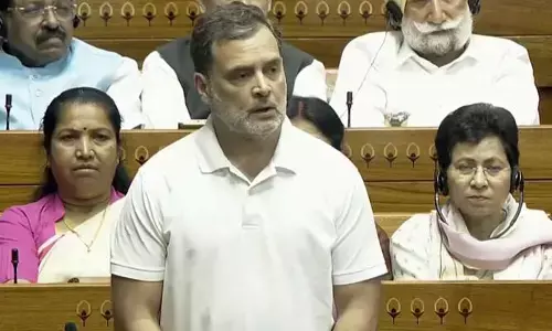 రాజ్యాంగం కంటే మనువాదమే ముఖ్యమా.. లోక్‌సభలో ధ్వజమెత్తిన రాహుల్ గాంధీ