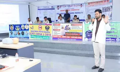 గోల్డెన్ అవర్‌లో ప్రాణాలను కాపాడవచ్చు: కలెక్టర్