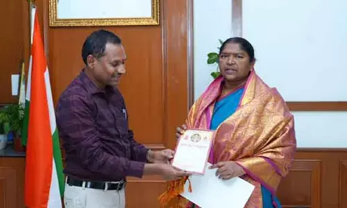 హేమాచల బ్రహ్మోత్సవాలకు మంత్రికి ఆహ్వానం