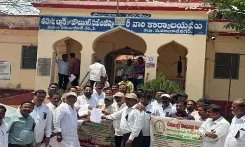 జూన్ 2 నాటికి ఉద్యోగుల డిమాండ్లను పరిష్కరించాలి : టీజీఈజేఏసీ