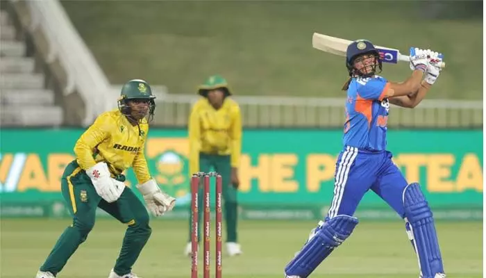 South Africa vs India : తొలి టీ20లో భారత మహిళల జట్టు ఓటమి South Africa vs India : తొలి టీ20లో భారత మహిళల జట్టు ఓటమి