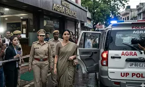 సుత్తితో కొట్టి.. కత్తితో కోసి.. ప్రియుడిని హతమార్చి ‘కూల్’గా పోలీసులకు ఫోన్ చేసిన వివాహిత