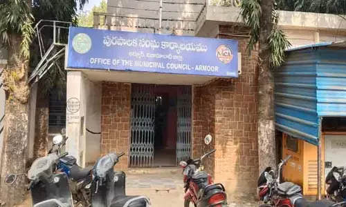 ఆర్మూర్ మున్సిపల్ లో అస్తవ్యస్తంగా పాలన...!