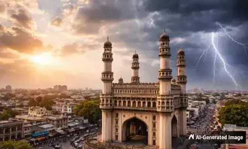 తెలంగాణలో ఈ రోజు మధ్యాహ్నం వరకు ఎండలు.. సాయంత్రం వేళ పిడుగుల వాన!