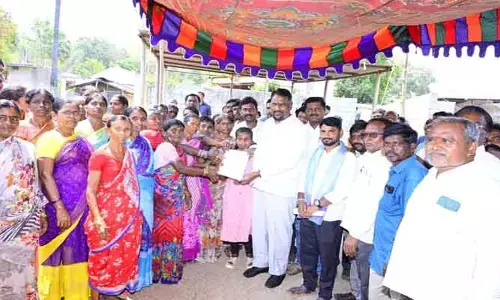 కళ్లెంరెడ్డిపల్లి సమస్యలు  పరిష్కరిస్తా