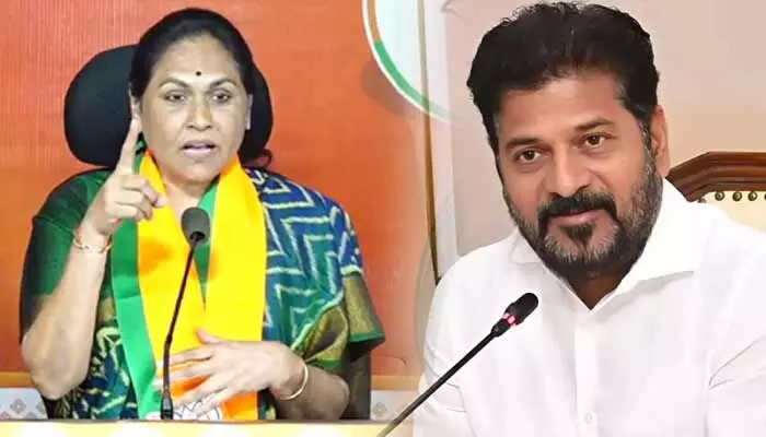 సీఎం రేవంత్ రెడ్డిపై ఏ కేసు పెట్టాలి? కేంద్ర మంత్రి శోభా కరంద్లాజే సంచలన వ్యాఖ్యలు సీఎం రేవంత్ రెడ్డిపై ఏ కేసు పెట్టాలి? కేంద్ర మంత్రి శోభా కరంద్లాజే సంచలన వ్యాఖ్యలు