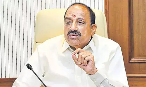 రైతులకు స్మార్ట్ వ్యవసాయ సేవలు.. వాట్సాప్‌లో వాతావరణ అప్‌డేట్స్: మంత్రి తుమ్మల