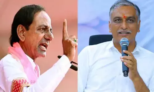 కేసీఆర్ సభ వేళ  హుటాహుటీన ఢిల్లీకి హరీశ్ రావు