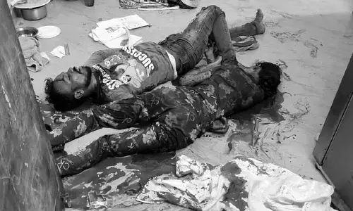 Double Murder : సొంత అన్న, వదినను కిరాతకంగా హత్య చేసిన తమ్ముడు