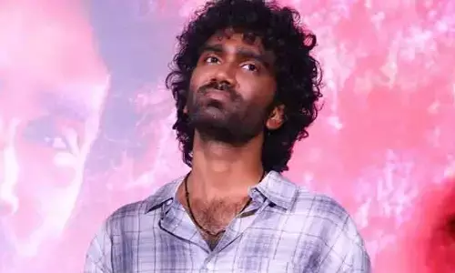 సైన్స్ ఫిక్షన్ దారిలో ప్రదీప్.. కెరీర్ క్లిష్ట దశలో ఉన్న దర్శకుడికి  గ్రీన్ సిగ్నల్  ఇచ్చాడా?
