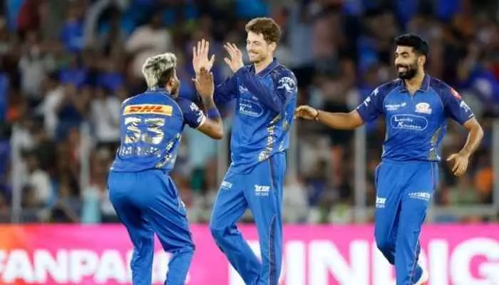 ముంబైకి రిలీఫ్..గుజరాత్ పై గ్రాండ్ విక్టరీ ముంబైకి రిలీఫ్..గుజరాత్ పై గ్రాండ్ విక్టరీ