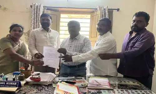 ఇందిరమ్మ ఇళ్ల కమిటీకి నలుగురు సభ్యులు రాజీనామా..!