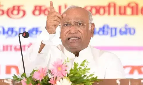 ప్రధాని మోడీపై ఖర్గే వివాదాస్పద వ్యాఖ్యలు.. ‘ఉగ్రవాది’ అని.. ఆపై వివరణ!