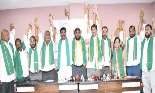 ఏకలవ్య ఎరుకల కార్పొరేషన్ ఏర్పాటు చేయాలి