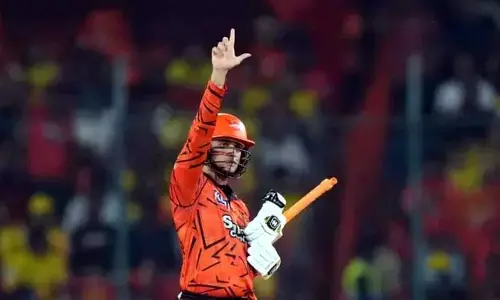 IPL 2026: సెంచరీతో మెరిసిన అభిషేక్ శర్మ.. భారీ స్కోరు దిశగా హైదరాబాద్