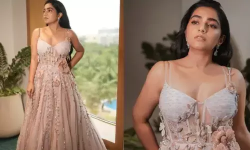 Rajisha Vijayan: మత్తెక్కించే చూపులతో హీట్ పెంచుతున్న రవితేజ హీరోయిన్