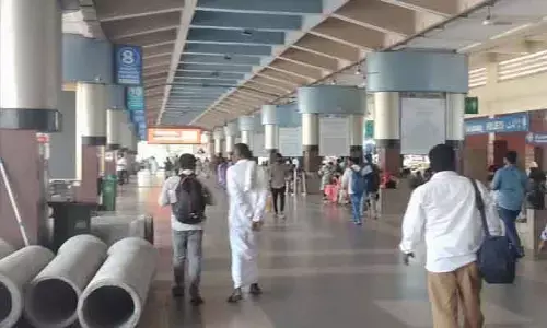 ప్ర‌యాణికుల‌కు ఇబ్బంది లేకుండా ప్ర‌త్యామ్నాయ ఏర్పాట్లు
