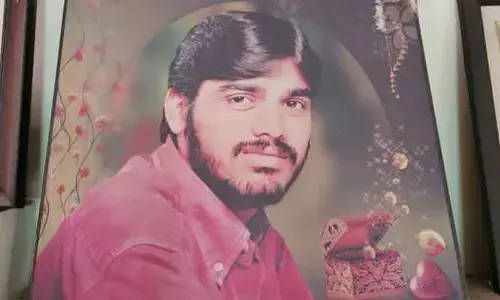 చెక్ బౌన్స్ కేసులో హింసించారని .. కాలనీ అధ్యక్షుడి ఆత్మహత్య
