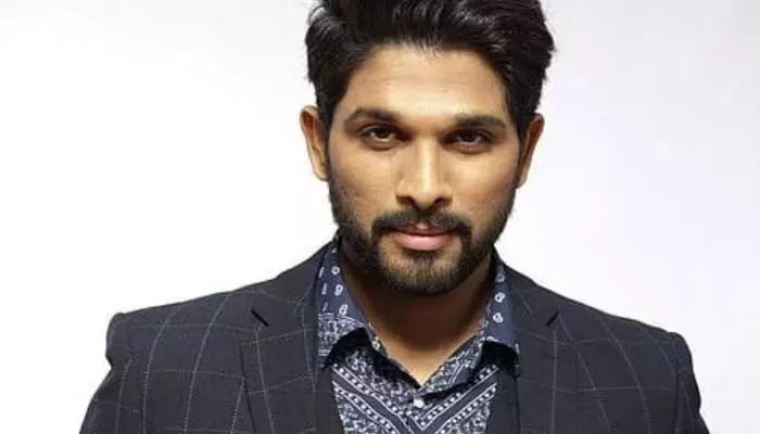 4000 చదరపు గజాల్లో అల్లు అర్జున్ డ్రీమ్ హౌస్.. ఖర్చు అన్ని కోట్లు 4000 చదరపు గజాల్లో అల్లు అర్జున్ డ్రీమ్ హౌస్.. ఖర్చు అన్ని కోట్లు
