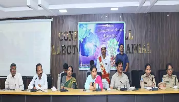 పర్యావరణ పరిరక్షణ ప్రతి ఒక్కరి బాధ్యత : కలెక్టర్ డా. సత్య శారద పర్యావరణ పరిరక్షణ ప్రతి ఒక్కరి బాధ్యత : కలెక్టర్ డా. సత్య శారద