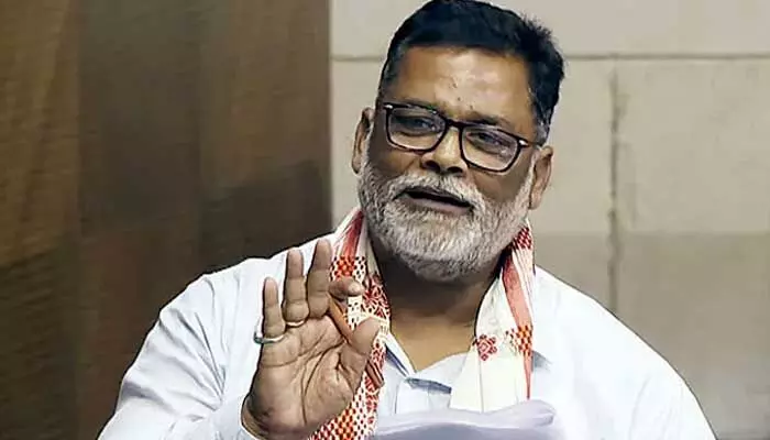 80% మంది నేతలు పోర్న్ చూస్తారు : పప్పూ యాదవ్ మరోసారి వివాదాస్పద కామెంట్స్ 80% మంది నేతలు పోర్న్ చూస్తారు : పప్పూ యాదవ్ మరోసారి వివాదాస్పద కామెంట్స్