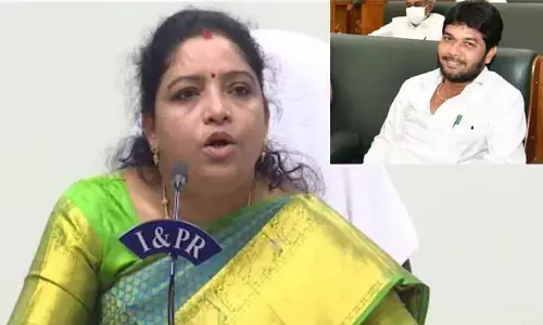 మహిళగా సిగ్గుతో తలదించుకున్నా: మంత్రి సంధ్యారాణి భావోద్వేగం