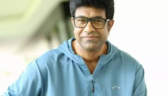 Vennela Kishore: త్రివిక్రమ్ గారి వల్లే ఈవెంట్కు వచ్చాను Vennela Kishore: త్రివిక్రమ్ గారి వల్లే ఈవెంట్కు వచ్చాను