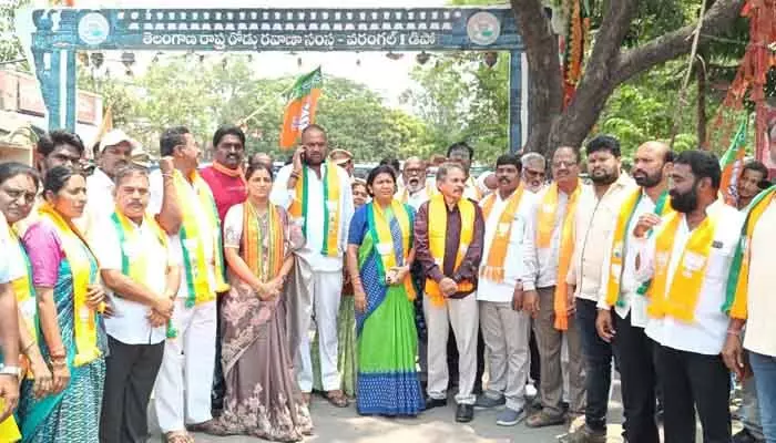 ఆర్టీసీ కార్మికులను మోసం చేసిన కాంగ్రెస్ ప్రభుత్వం ఆర్టీసీ కార్మికులను మోసం చేసిన కాంగ్రెస్ ప్రభుత్వం
