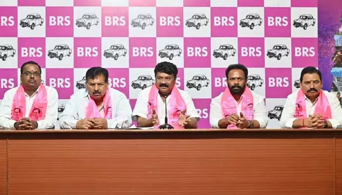 తుగ్లక్ పాలనలో తెలంగాణ?.. ప్రభుత్వంపై తలసాని తీవ్ర విమర్శలు తుగ్లక్ పాలనలో తెలంగాణ?.. ప్రభుత్వంపై తలసాని తీవ్ర విమర్శలు