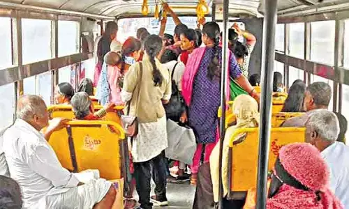 TG: ఆర్టీసీ బస్సుల్లో మూడో కన్ను.. పోకిరీల వెకిలి చేష్టలకు చెక్