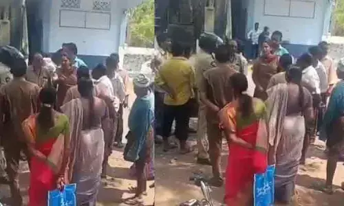 బస్సు ఆపకపోవడంపై ఆగ్రహం.. వెంబడించి డ్రైవర్‌ను చెప్పుతో కొట్టిన మహిళ