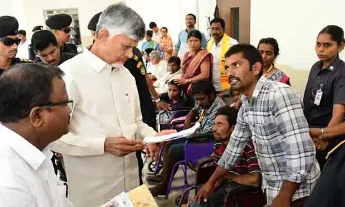 అర్హులందరికీ న్యాయం చేస్తాం: వినతులపై స్వయంగా సీఎం హామీ