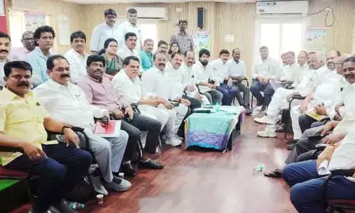 ఆర్టీసీ కార్మికులకు మద్దతు ప్రకటించిన  టీజీఈజేఏసీ