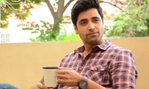 చందమామ సినిమా నుంచి నన్ను ఆ కారణంతో తీసేశారు.. షాకింగ్ విషయాలు చెప్పిన అడవి శేష్