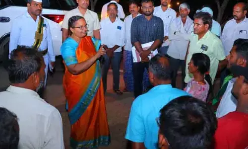 ధాన్యం నిల్వ చేయకుండా వెంట వెంటనే పంపించాలి: కలెక్టర్
