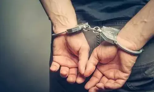 గంజాయి విక్రయిస్తున్న వ్యక్తి అరెస్ట్