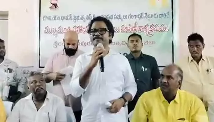 ఎస్సీ ఎమ్మెల్యేలపై వివక్ష ఉంది: టీడీపీ ఎమ్మెల్యే థామస్ సంచలన వ్యాఖ్యలు ఎస్సీ ఎమ్మెల్యేలపై వివక్ష ఉంది: టీడీపీ ఎమ్మెల్యే థామస్ సంచలన వ్యాఖ్యలు