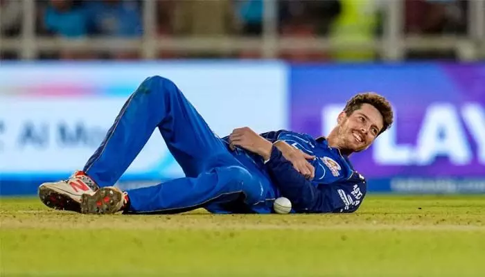 IPL 2026 : వివాదంలో చిక్కుకున్న ముంబై ఇండియన్స్.. ఆ రూల్ను దుర్వినియోగం చేసిందంటూ విమర్శలు IPL 2026 : వివాదంలో చిక్కుకున్న ముంబై ఇండియన్స్.. ఆ రూల్ను దుర్వినియోగం చేసిందంటూ విమర్శలు