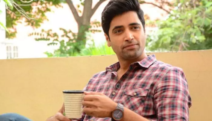 చందమామ సినిమా నుంచి నన్ను ఆ కారణంతో తీసేశారు.. షాకింగ్ విషయాలు చెప్పిన అడవి శేష్ చందమామ సినిమా నుంచి నన్ను ఆ కారణంతో తీసేశారు.. షాకింగ్ విషయాలు చెప్పిన అడవి శేష్