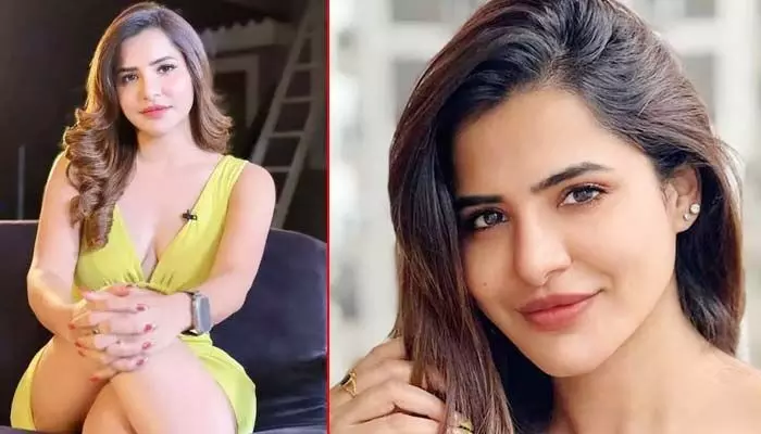 నా కూతురు అమాయకురాలు.. ఆమె తల్లే చెడగొట్టింది: అషురెడ్డి తండ్రి షాకింగ్ కామెంట్స్ నా కూతురు అమాయకురాలు.. ఆమె తల్లే చెడగొట్టింది: అషురెడ్డి తండ్రి షాకింగ్ కామెంట్స్