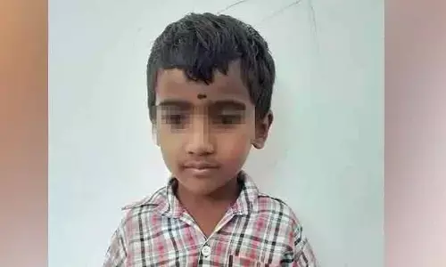 ఈతకెళ్ళి బాలుడు మృతి