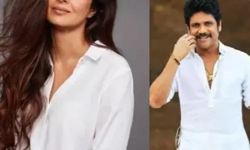 క్రేజీ కాంబినేషన్.. నాగార్జున సినిమాలో 54 ఏళ్ల భామ !