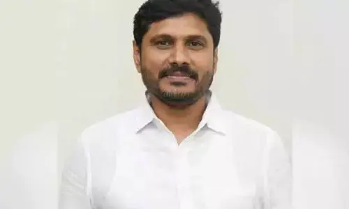 పూడి శ్రీహరికి సుప్రీం కోర్టులో షాక్.. ముందస్తు బెయిల్‌కు నో
