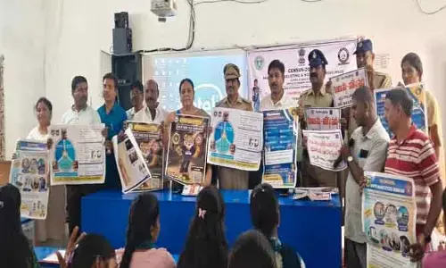 డ్ర‌గ్స్ వాడి జీవితాన్ని నాశ‌నం చేసుకోవ‌ద్దు :  ప్రిన్సిపాల్ విజయలక్ష్మీ