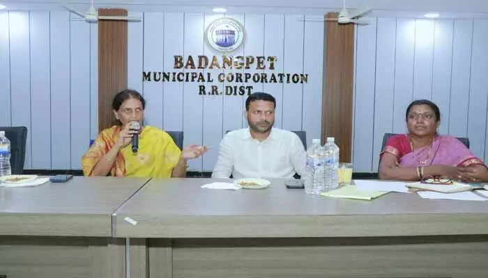 ఆర్పీల సమస్యలు పరిష్కరించేందుకు కృషి చేస్తా : మాజీ మంత్రి సబితా ఇంద్రారెడ్డి ఆర్పీల సమస్యలు పరిష్కరించేందుకు కృషి చేస్తా : మాజీ మంత్రి సబితా ఇంద్రారెడ్డి