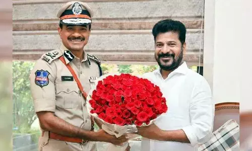 క్రికెటర్ నుంచి డీజీపీ దాకా.. సీవీ ఆనంద్ ప్రయాణం