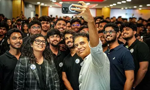 నాన్నకు ఓ హాగ్ : కేటీఆర్ పిలుపు