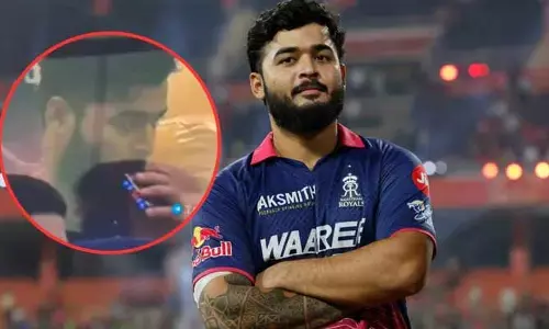 డ్రెస్సింగ్ రూమ్‌లో ఈ సిగరేట్ తాగిన రియాన్ పరాగ్.. క్రిమినల్ కేసు..?