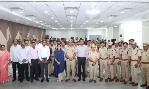 దేశానికే ఆదర్శంగా తెలంగాణ పోలీసింగ్‌.. డీజీపీకి ఘనంగా వీడ్కోలు